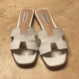 Steve Madden Haydn White Sandals